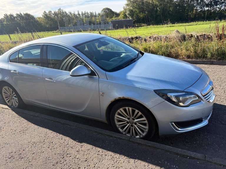 Vauxhall, INSIGNIA, Hatchback, 2013, Manual, 1956 (cc), 5 doors