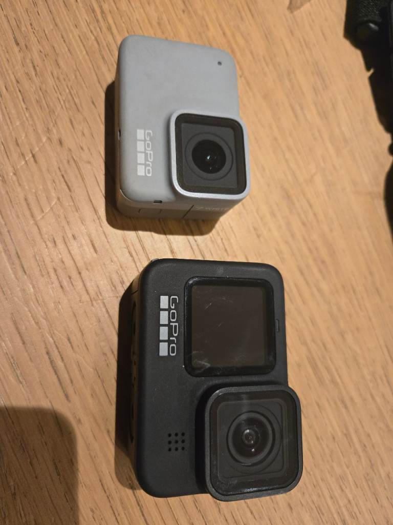 Go pro 9 black abd go pro 7 white