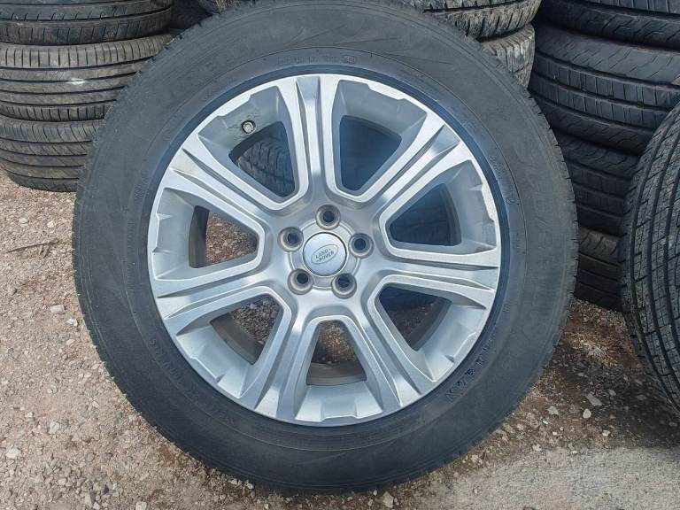 Alloys and tyres for range rover Evoque & discovery sport