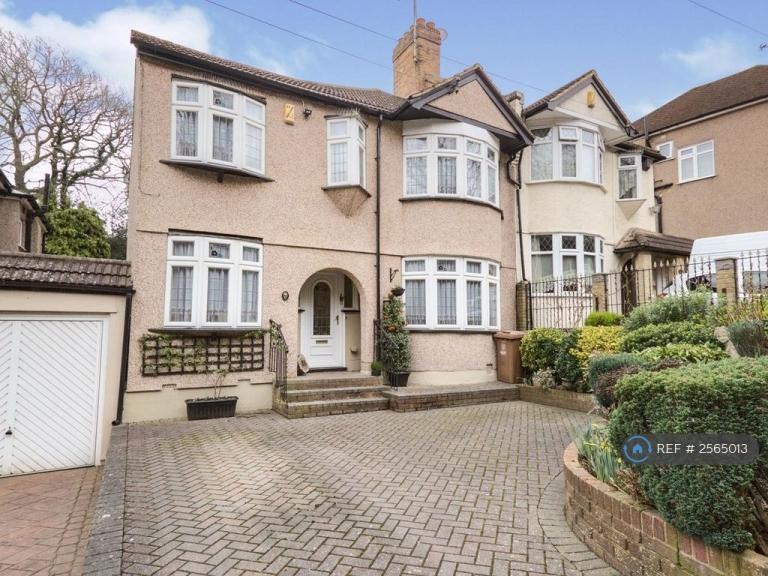 5 bedroom house in New Road, London, SE2 (5 bed) (#2565013)