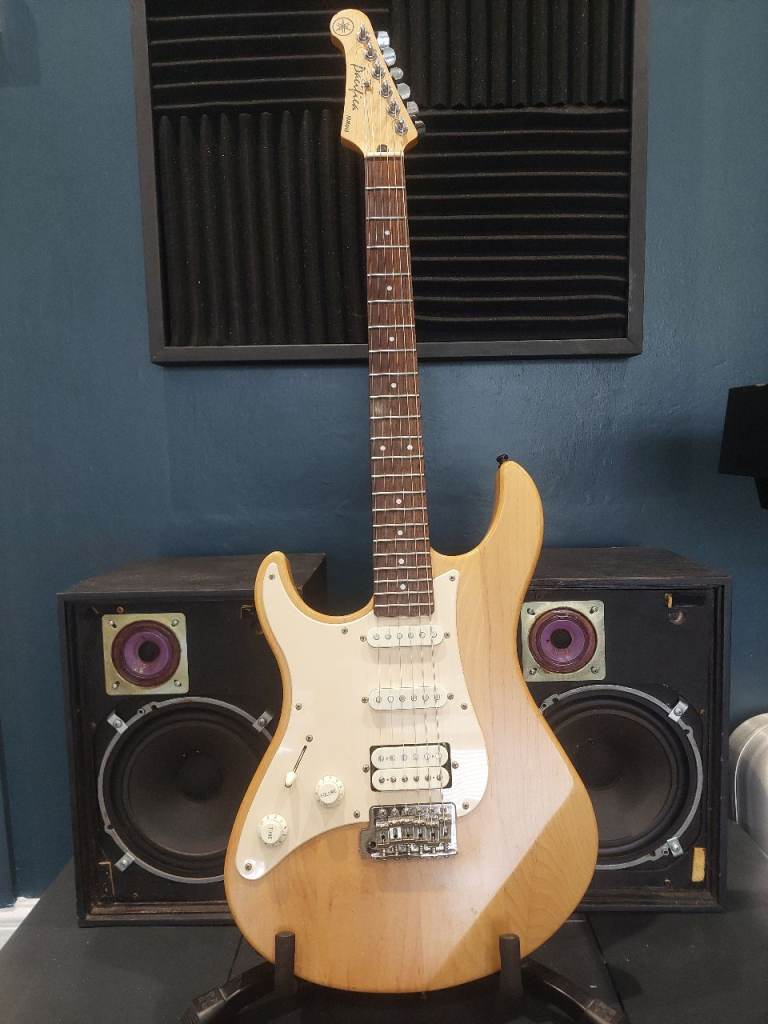 Yamaha Pacifica Electric Guitar. 
