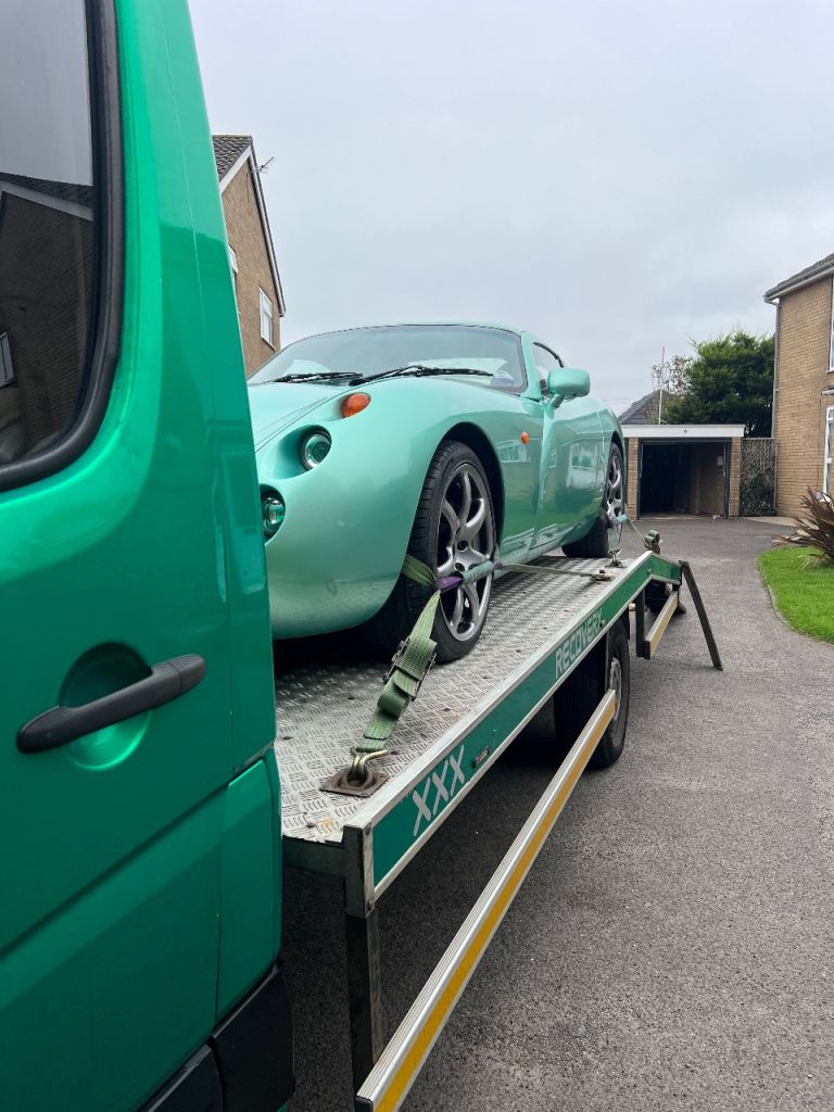 Recovery service 24/7 breakdown vehicle 