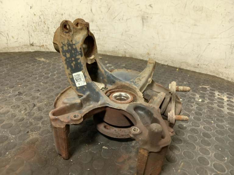 Seat Arona Wheel Hub Stub Axle O/S 2017-2026 1.0l Petrol Front Rh | in ...