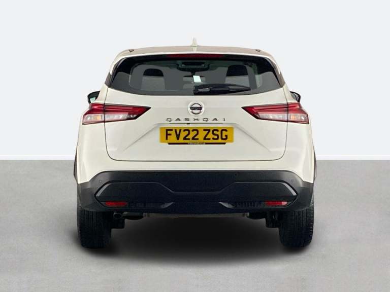 2022 Nissan Qashqai 1.3 DiG-T MH Acenta Premium 5dr Crossover/SUV PETROL Manual