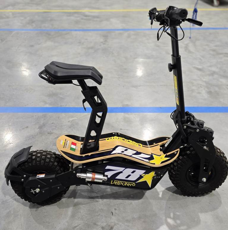 image for Velocifero Mad Electric Scooter 2000w 60v (Less than 5 hours use)