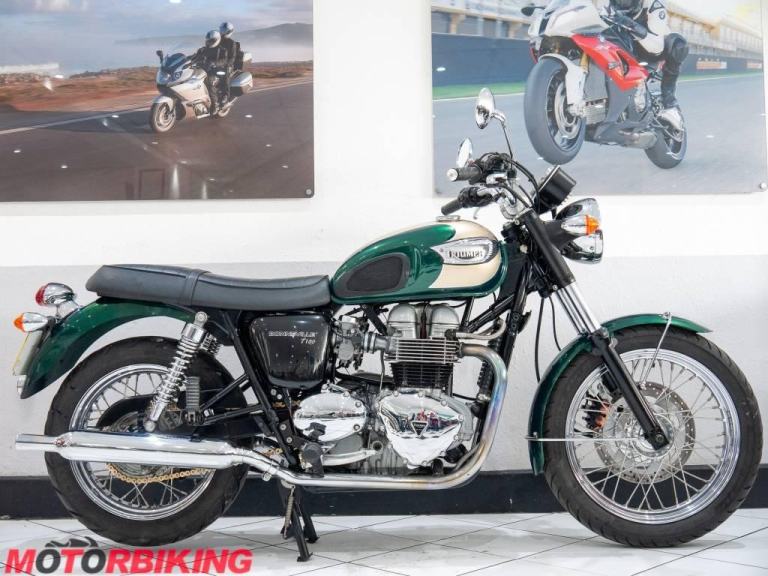 2003 (53) Triumph Bonneville T100