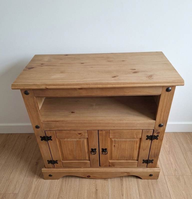 Solid Pine TV Unit/Cabinet (SAME DAY DELIVERY AVAILABLE)