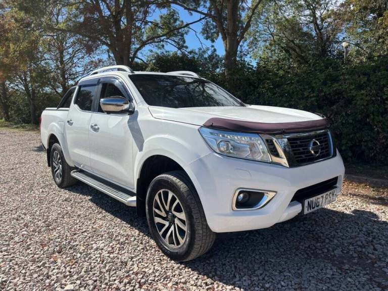 2017 Nissan Navara 2.3 dCi Tekna Pickup Double Cab 4dr Diesel Manual 4WD Euro 6 (s/s) (190 ps) Pi...