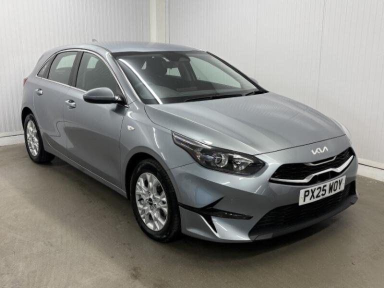 KIA CEED 1.5T GDi ISG 138 2 5dr