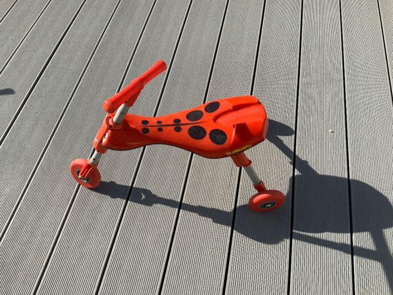 Scuttle bug red 