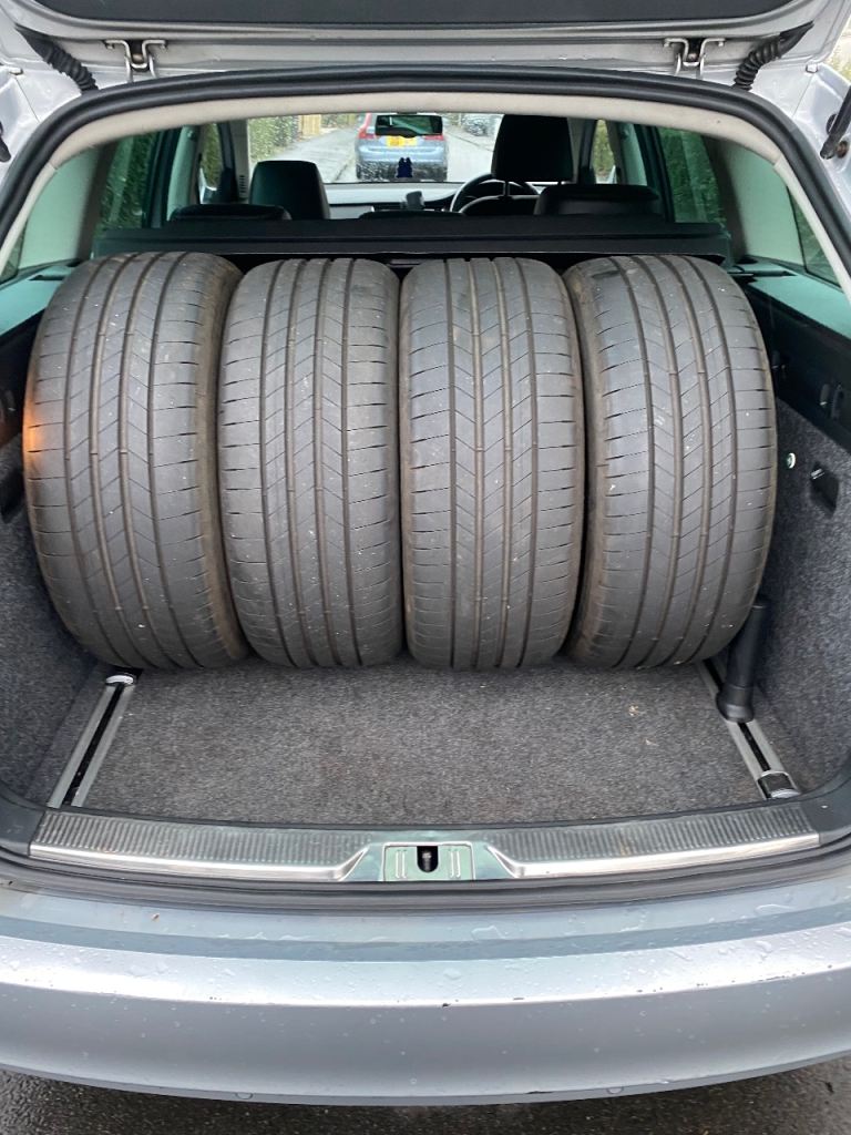 Goodyear eagle f1 225/40/18