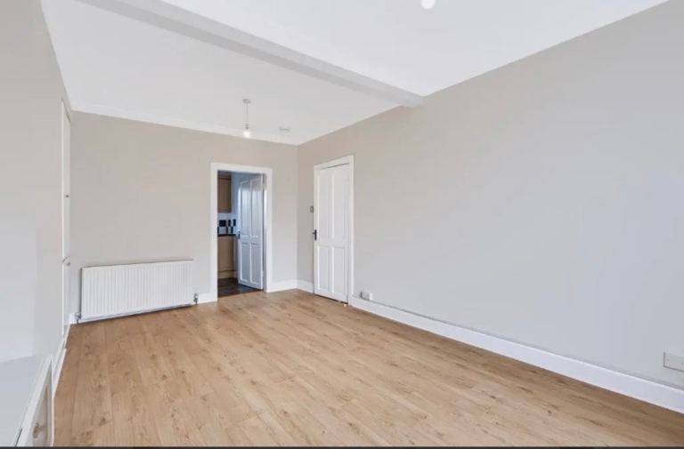 2 bed upper villa for rent - Stenhouse Terrace 