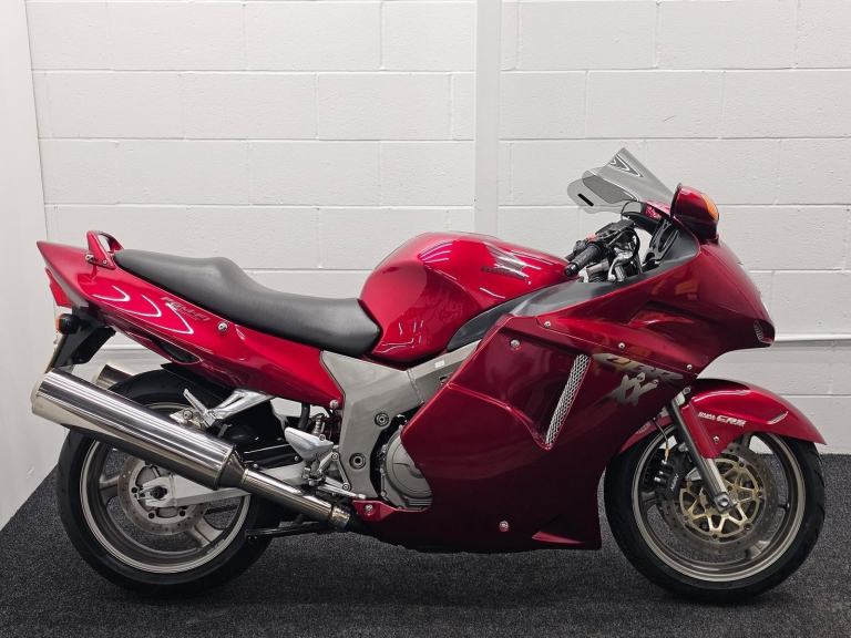 HONDA CBR1100XX SUPER BLACKBIRD * Ready To Go - January 2027 MOT - 16193 miles *