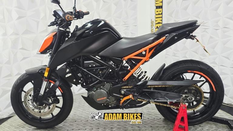 2019 KTM 125 ABS l *WARRANTY PROVIDED* 
