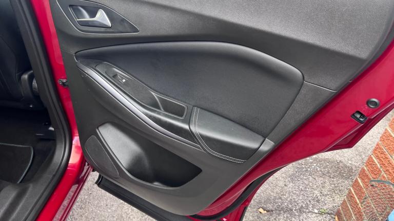 2021 Vauxhall Grandland X 1.5 Turbo D SRi Nav 5dr HATCHBACK Diesel Manual