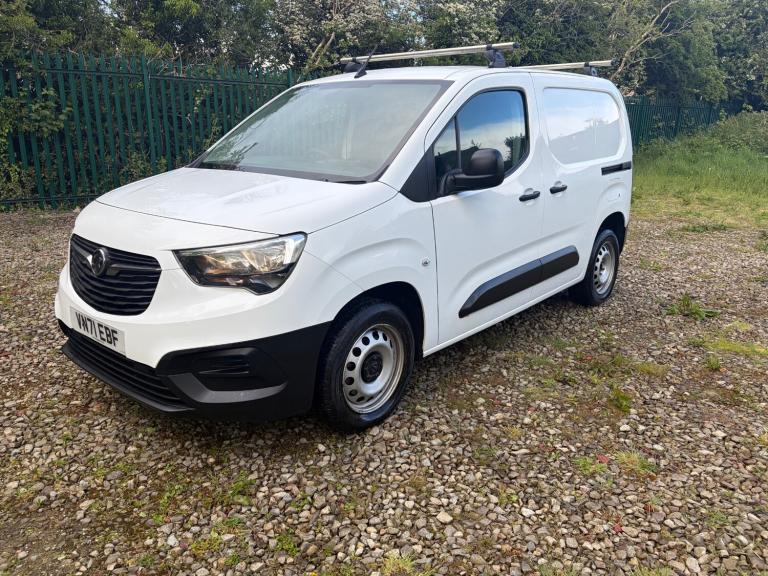 2021 Vauxhall Combo 2300 1.5 Turbo D 100ps H1 Dynamic Van PANEL VAN Diesel Manual