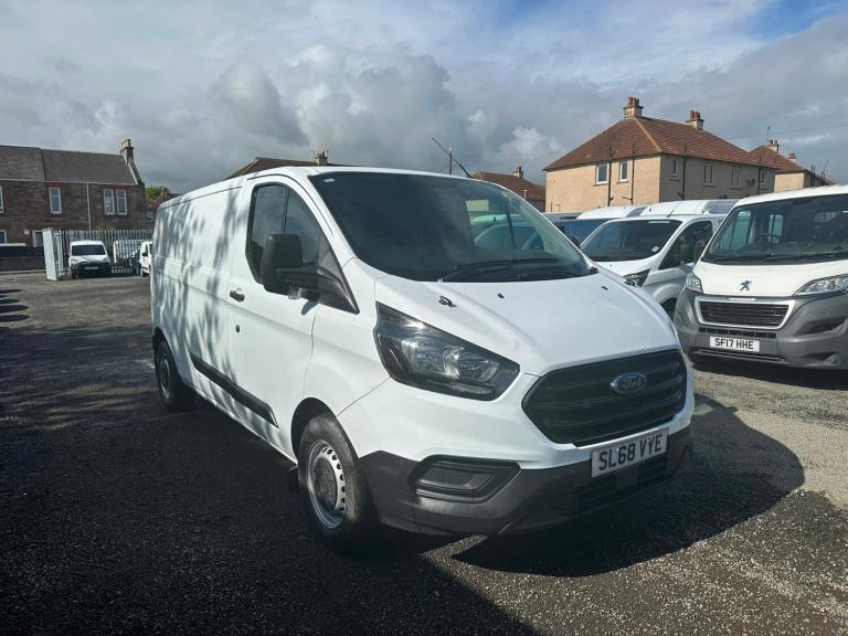 2018 Ford Transit Custom 2.0 TDCi 105ps Low Roof Van 300 ECOBLUE PANEL VAN Diesel Manual