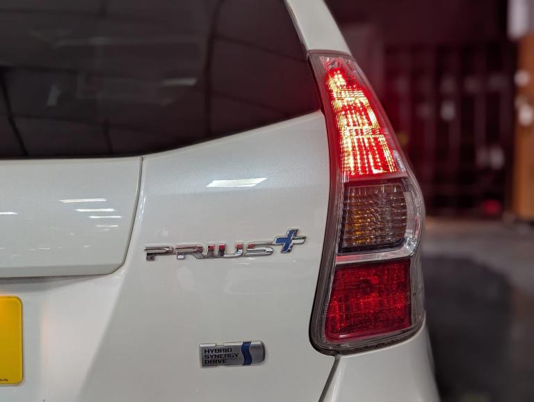 2012 Toyota Prius+ 1.8 VVT-h T4 MPV 5dr Petrol Hybrid CVT Euro 5 (s/s) (136 ps) MPV Petrol/Electr...