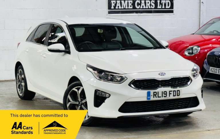 2019 Kia Ceed 1.6 CRDi 3 DCT Euro 6 (s/s) 5dr HATCHBACK Diesel Automatic