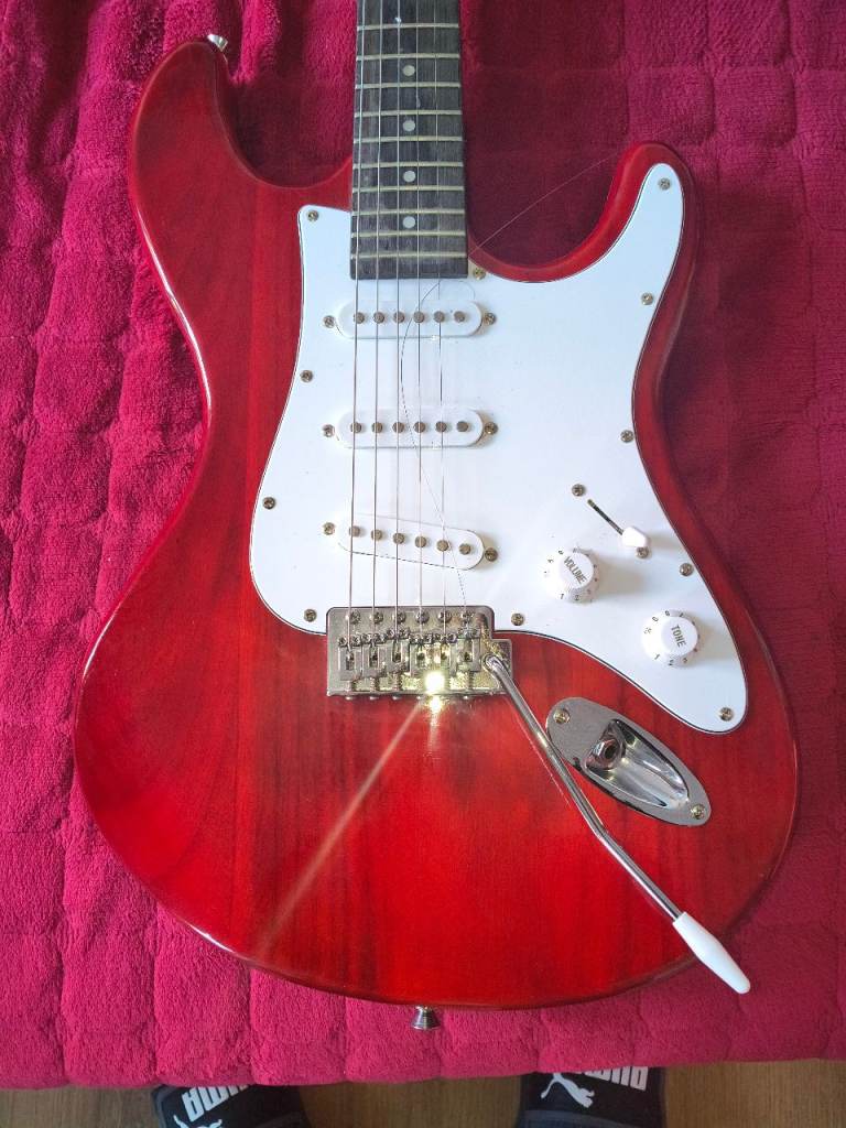 Electric guitar  gear 4 music