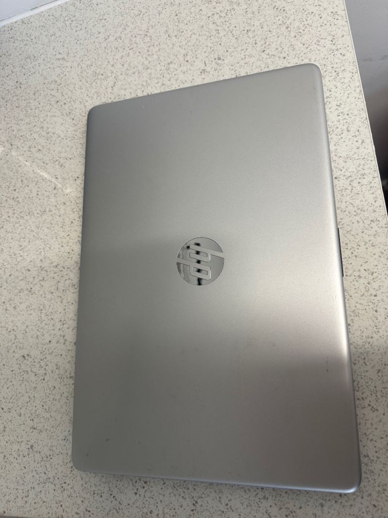 HP Laptop 15s-eq2504sa Silver | in Tower Bridge, London | Gumtree
