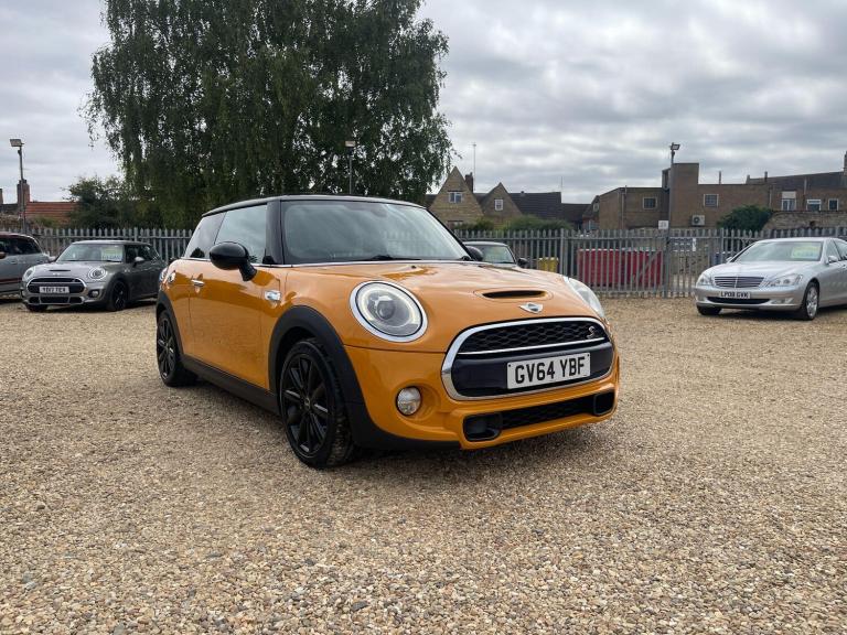 2014 MINI Hatch 2.0 Cooper S Euro 6 (s/s) 3dr HATCHBACK Petrol Manual