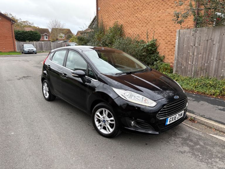 Ford, FIESTA, Hatchback, 2016, Manual, 1241 (cc), 5 doors