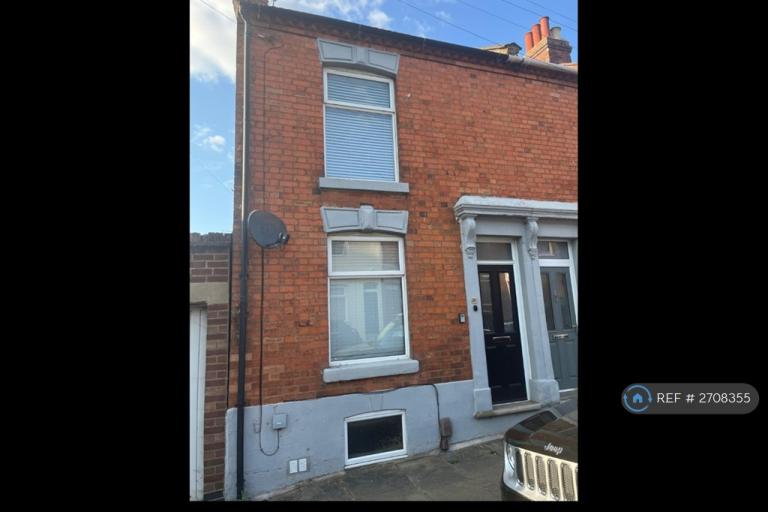 2 bedroom house in Brook Street, Northampton, NN1 (2 bed) (#2708355)