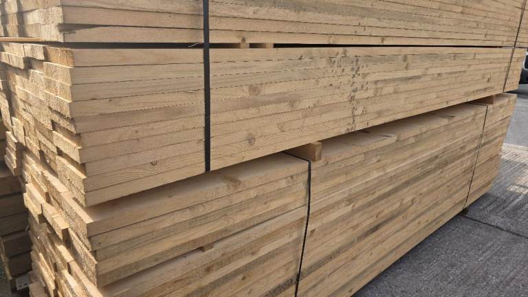 🪚 German White Wood Scaffold Boards