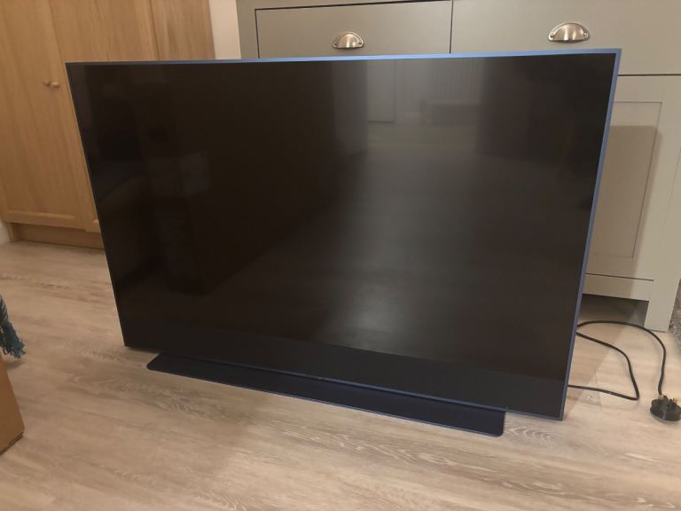 Sky Glass 43 inch TV
