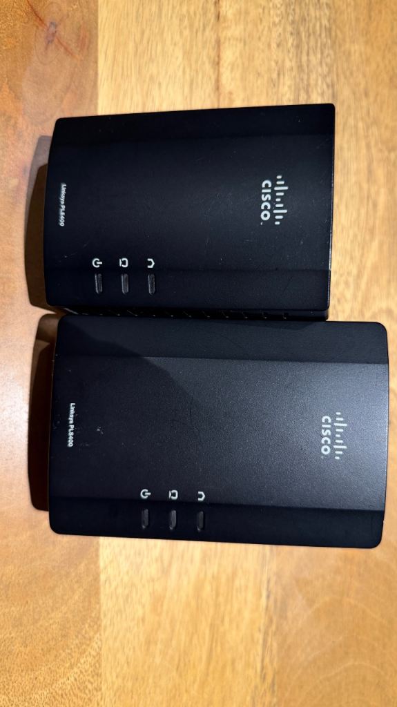 Cisco Linksys PL400 Powerline Adapters - Good Condition