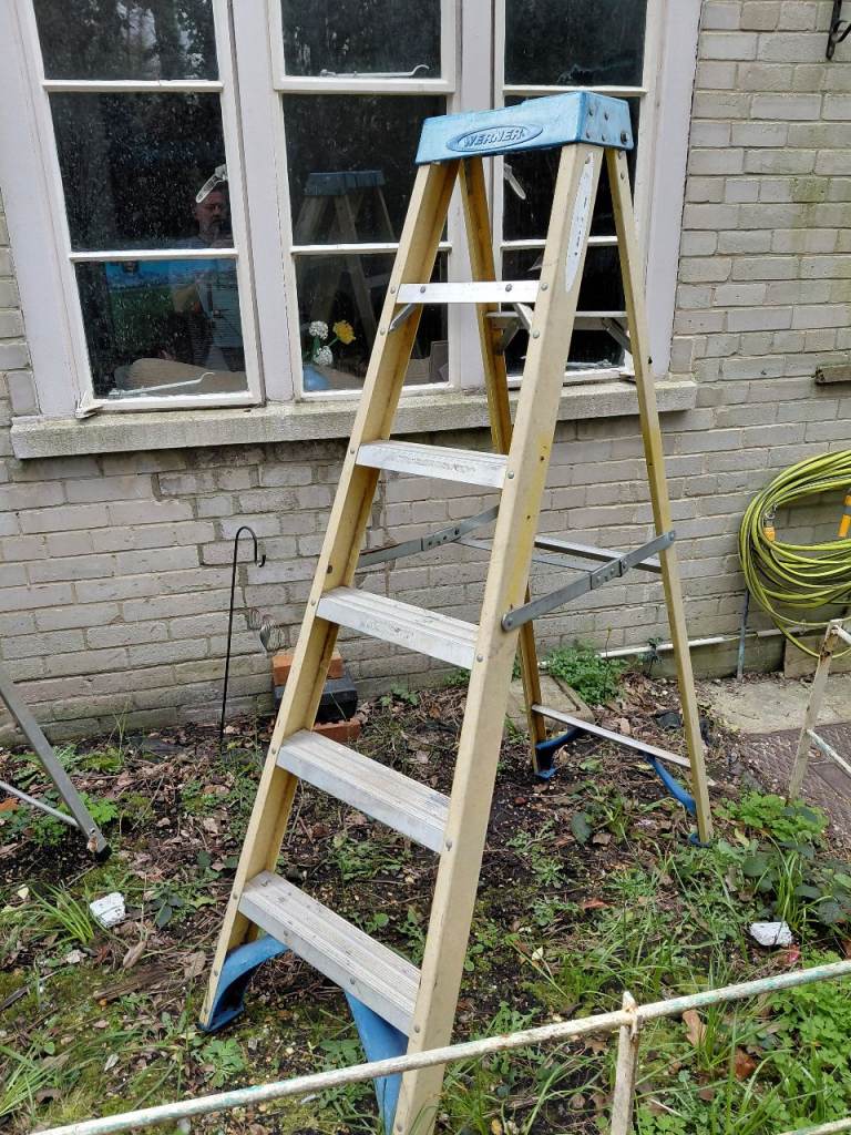 Electricians step ladder