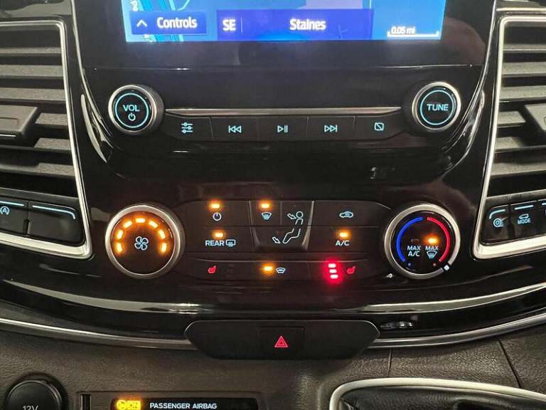 2022 Ford Tourneo Custom 2.0 EcoBlue Hybrid 185ps L/R 8 Seater Titanium X MPV DIESEL Manual