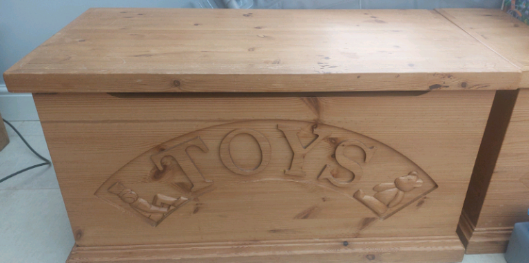 Solid wooden toybox