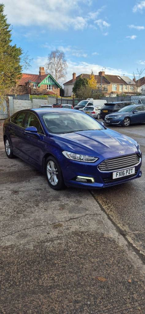 Ford Mondeo 1.0 petrol ecoboost full service history TAX £35 per year 
