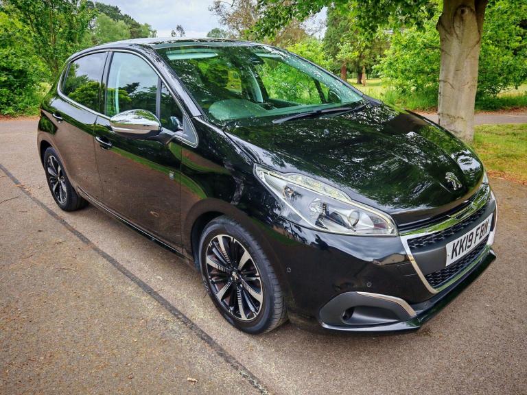  Peugeot 208 1.2 PureTech Tech Edition Euro 6 (s/s) 5dr Petrol Manual