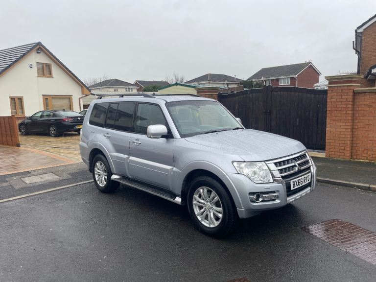 2016 Mitsubishi, shogun 3.2 d automatic 7 seater LWB tow bar,