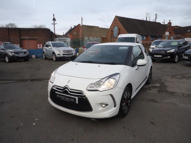 2015 Citroen DS3 1.2 PureTech Dsign 3dr HATCHBACK Petrol Manual