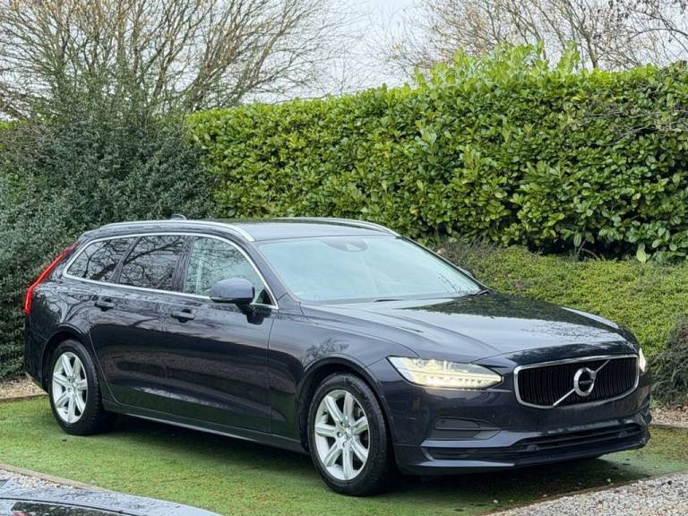 2019 Volvo V90 2.0 D4 Momentum Estate 5dr Diesel Auto Euro 6 (s/s) (190 ps) Estate Diesel Automatic