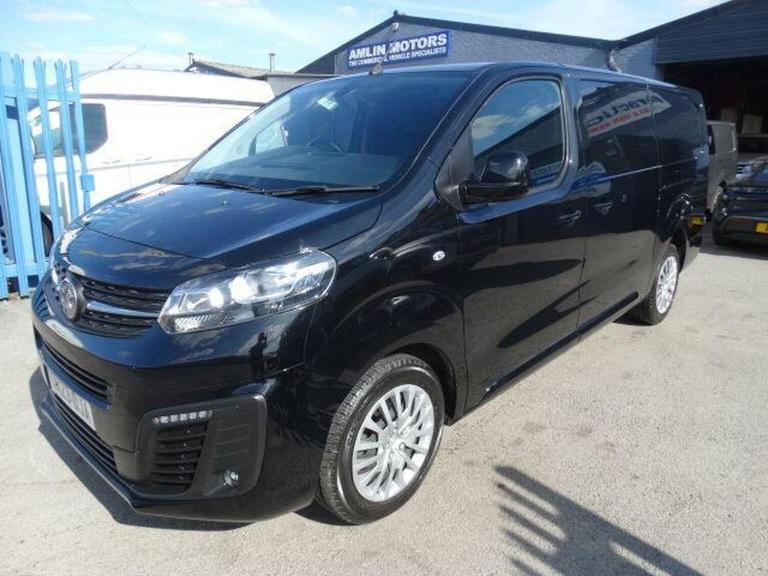 VAUXHALL VIVARO 2.0 Turbo D 3100 Pro L2 H1 Euro 6 6dr 2023