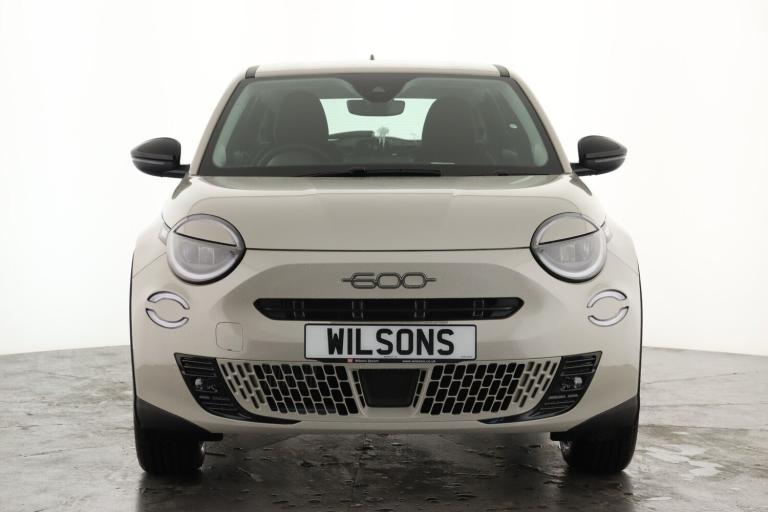 2025 Fiat 600 1.2 Hybrid 48V 5dr eDCT-6 HATCHBACK PETROL Automatic