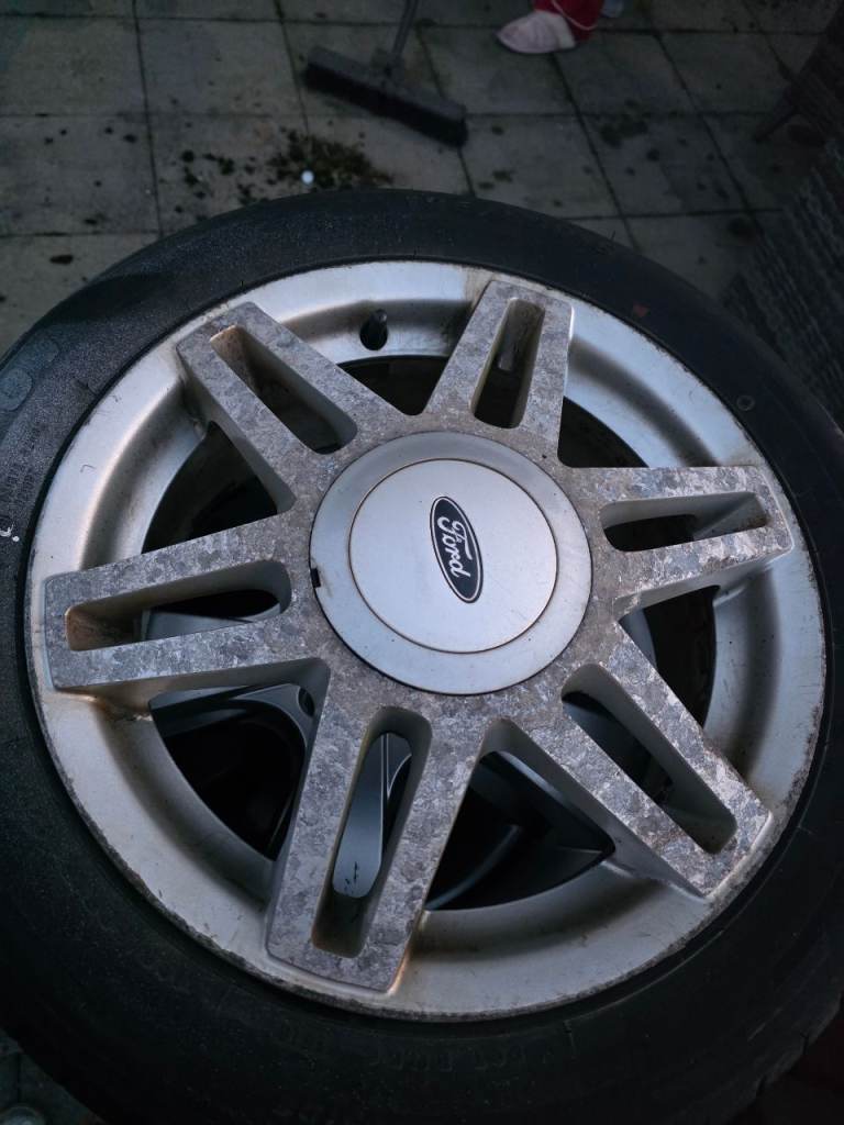 Single ford alloy wheel ideal spare 15 inch alloys wheels rim 