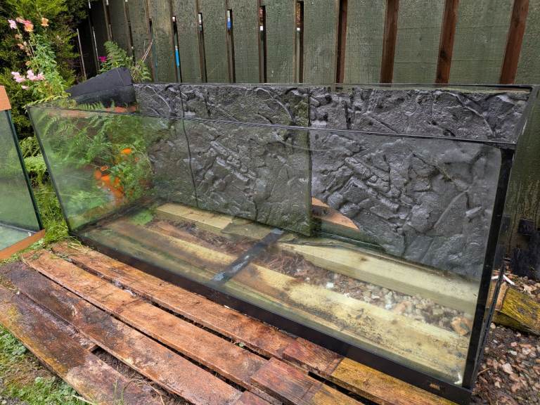 Fish tanks various sizes 