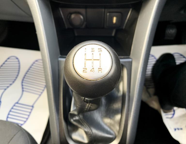 2016 Suzuki Celerio 1.0 SZ3 5DR GREAT SPEC PHONE PREP A/C AND £20 CHEAP ROAD TAX !!! HATCHBACK Pe...