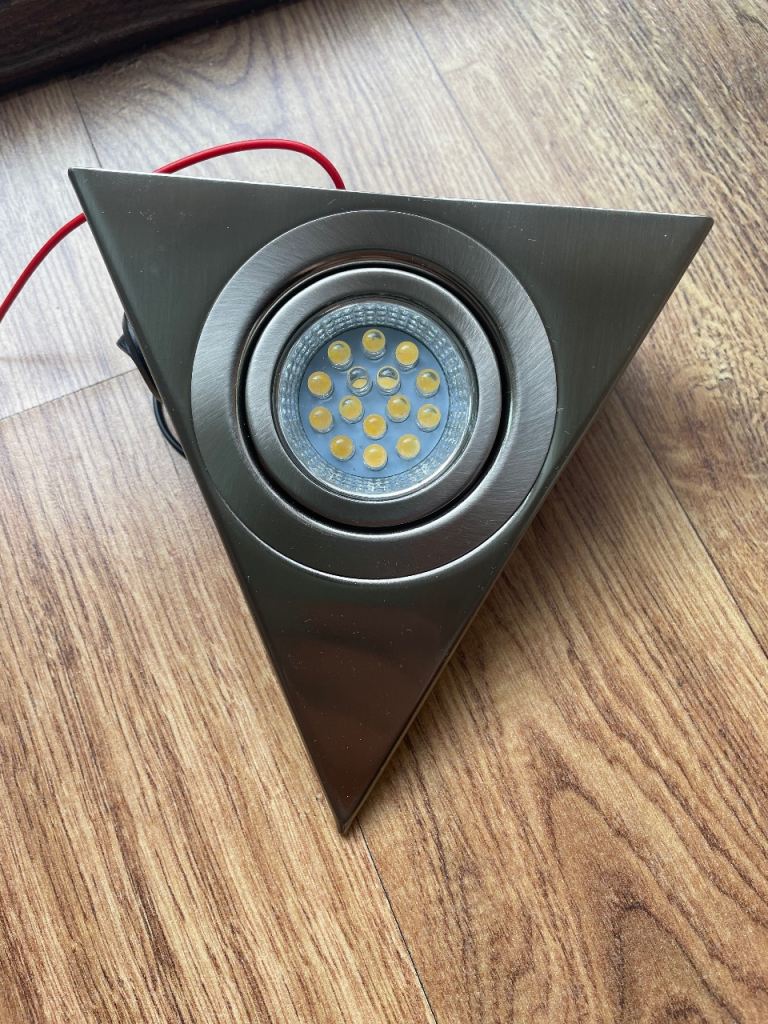 Triangle  Puck Lights 4 items - grey, in cold light 