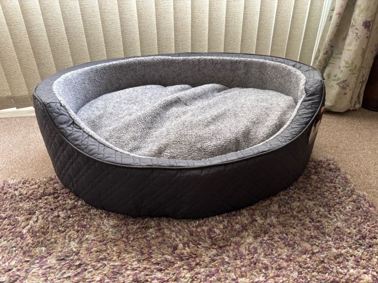 Brand new XXL dog bed 