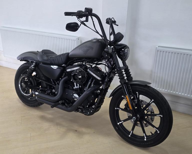 Harley-Davidson XL 883 N Iron