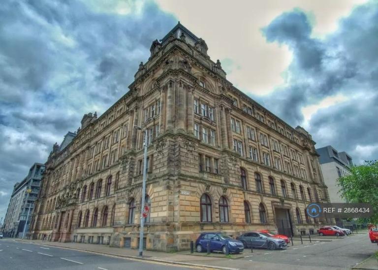 2 bedroom flat in Dalintober Street, Glasgow, G5 (2 bed) (#2868434)