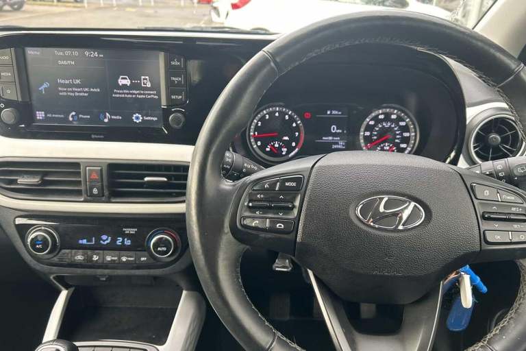 2022 Hyundai i10 1.0 MPi Premium 5dr HATCHBACK Petrol Manual