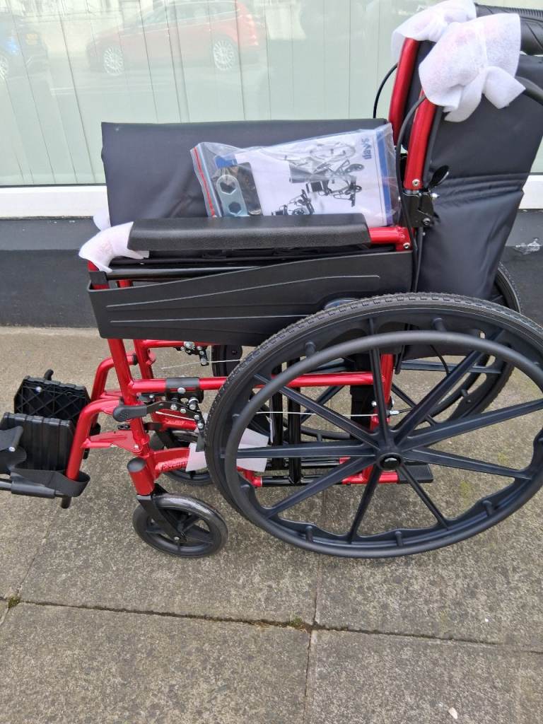 Self propelled  liteweight  wheelchair